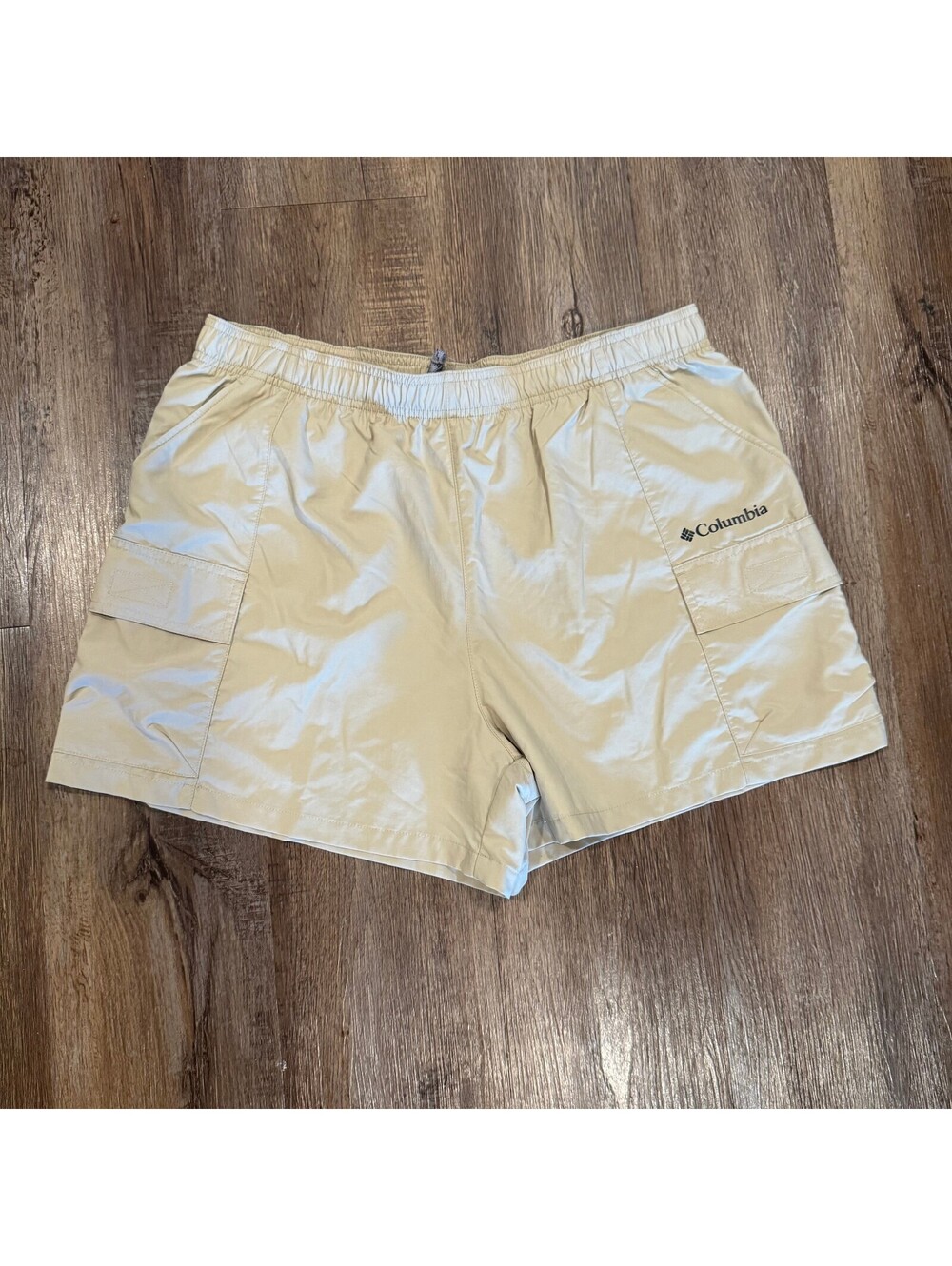 Columbia Sandy River Beige Khaki Hiking Outdoor Cargo Shorts Size Large 4in